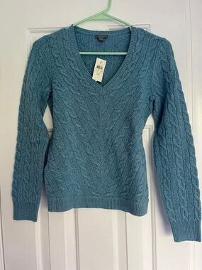 Ann Taylor Cable Knit V-Neck Sweater